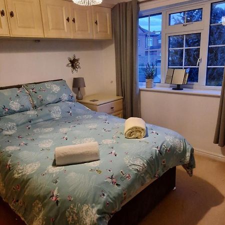 Апартаменты Redmire - 2 Bed 1St Floor Flat Overlooking Green Дарлингтон Экстерьер фото