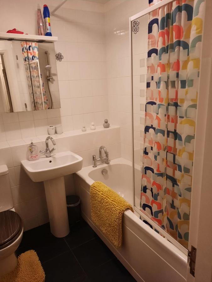 Апартаменты Redmire - 2 Bed 1St Floor Flat Overlooking Green Дарлингтон Экстерьер фото